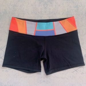 Lululemon spandex shorts reversible